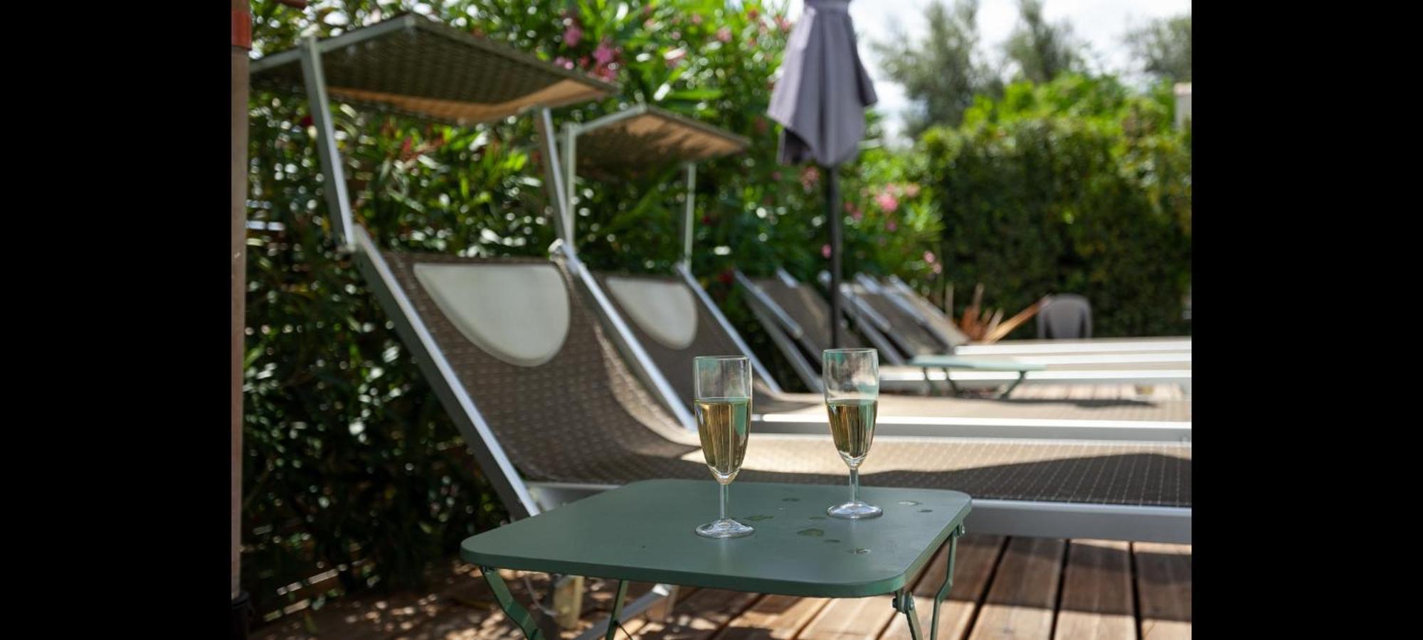 Saint-Martin-dʼArdèche B&B La Vieille Source מראה חיצוני תמונה