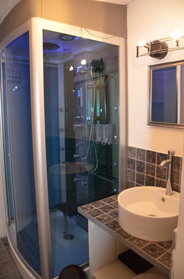 Saint-Martin-dʼArdèche B&B La Vieille Source מראה חיצוני תמונה